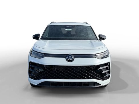 New 2026 Volkswagen Tiguan SE R-Line AWD/4WD image 8