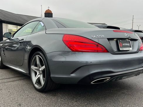 Used 2018 Mercedes-Benz SL 550 image 5