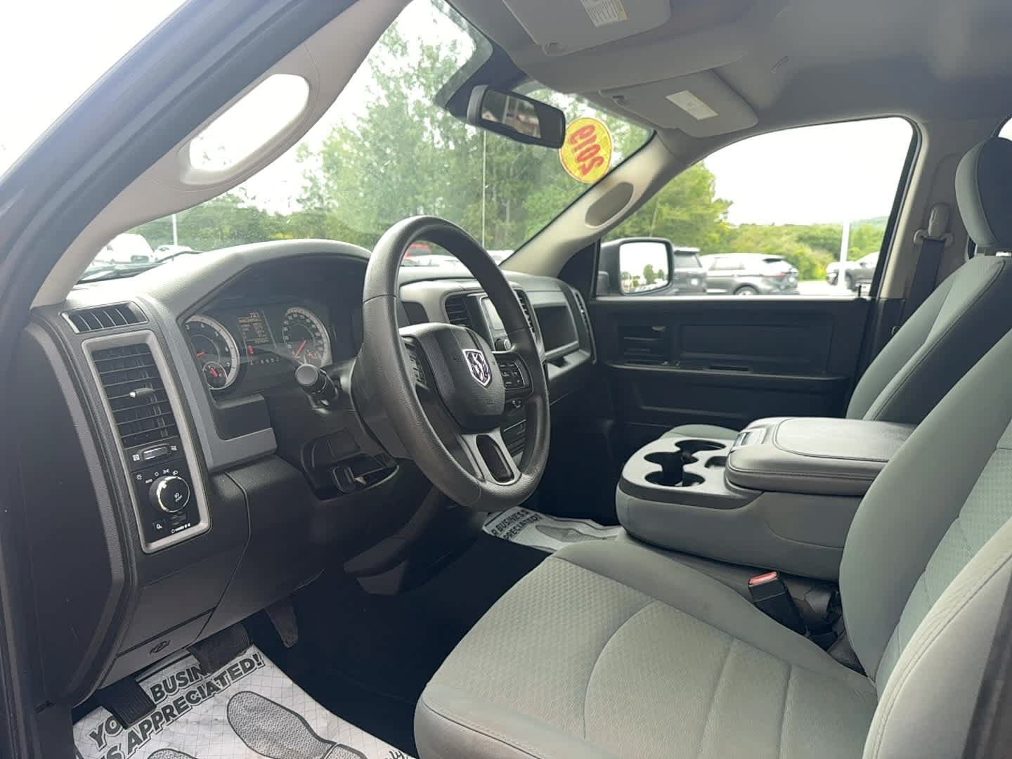 Used 2019 RAM 1500 Express AWD/4WD image 5