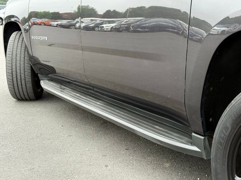 Used 2016 Chevrolet Suburban LT AWD/4WD image 11