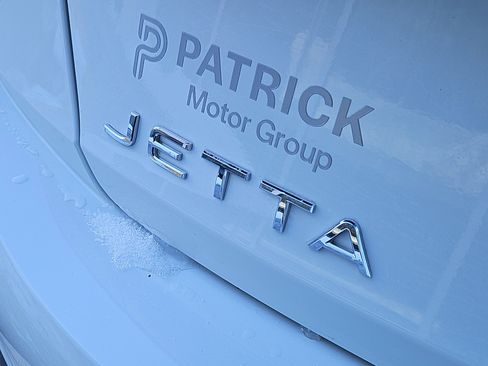 Certified 2024 Volkswagen Jetta S image 6