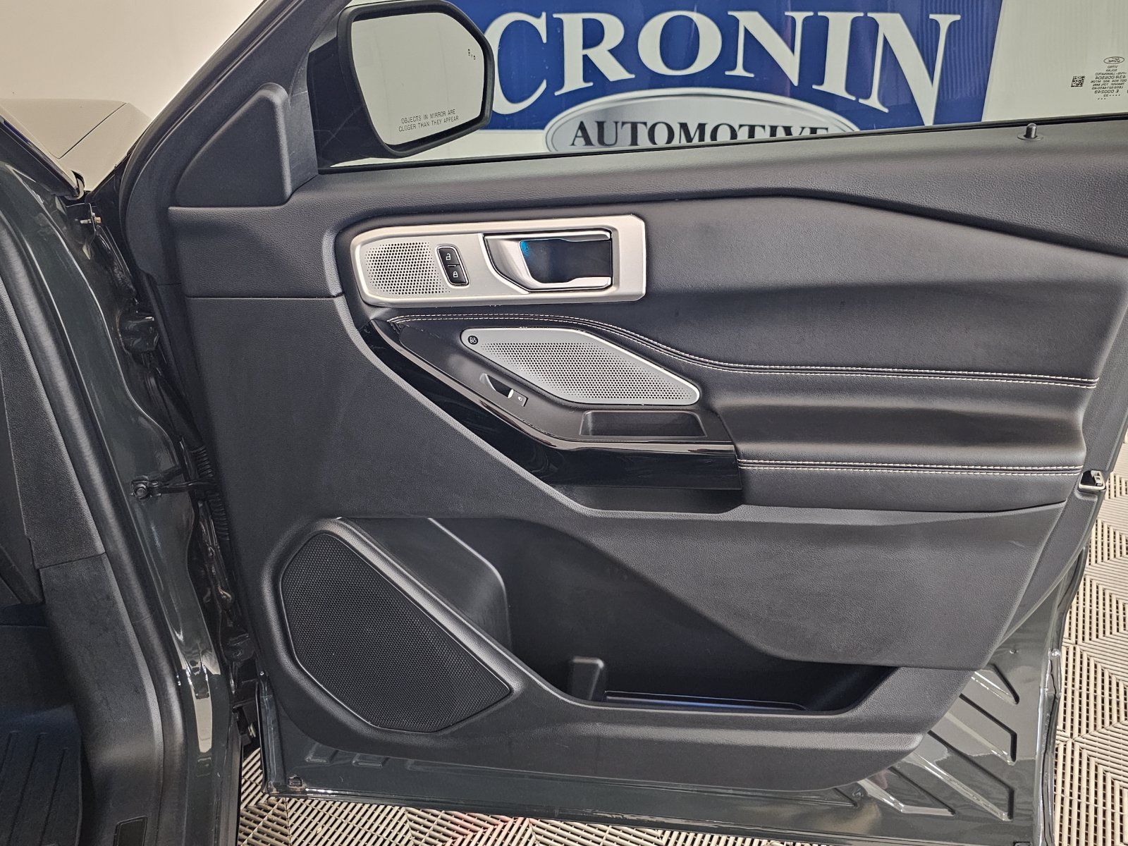 Used 2022 Ford Explorer ST w/ Equipment Group 401A AWD/4WD image 30