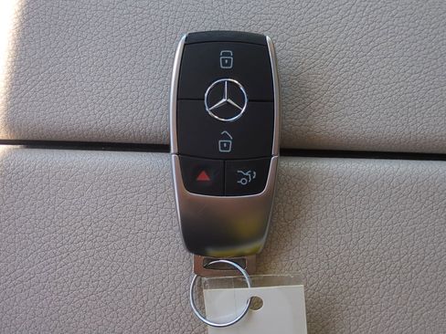 Used 2020 Mercedes-Benz GLE 350 image 30