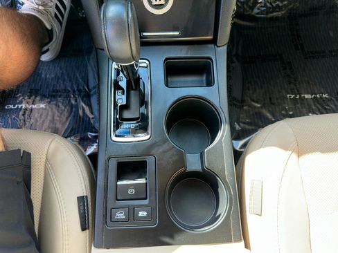 Used 2019 Subaru Outback 2.5i Limited image 56