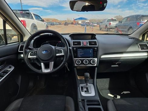 Used 2017 Subaru Crosstrek 2.0i Premium image 8