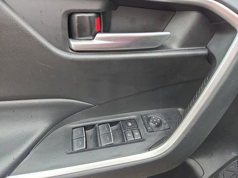 Used 2023 Toyota RAV4 XLE image 15
