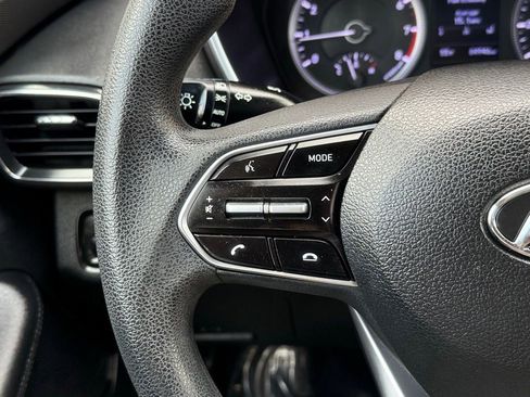 Used 2019 Hyundai Santa Fe SE image 29