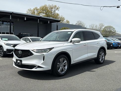 Used 2023 Acura MDX SH-AWD image 3