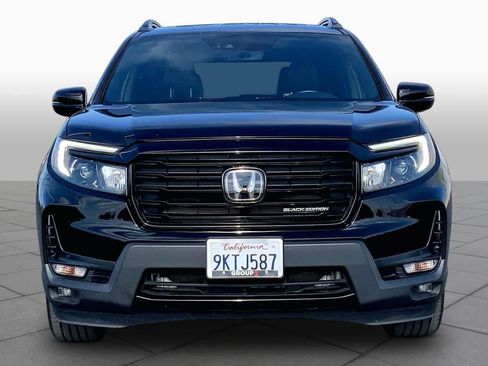 Used 2024 Honda Passport Black Edition image 3