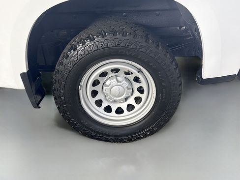 Used 2022 Chevrolet Silverado 1500 W/T w/ WT Value Package AWD/4WD image 36