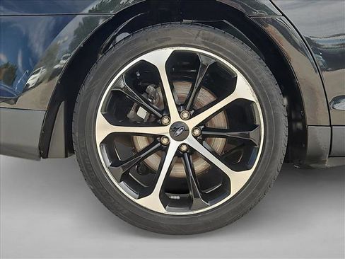Used 2014 Ford Taurus SEL w/ Equipment Group 201A AWD/4WD image 24