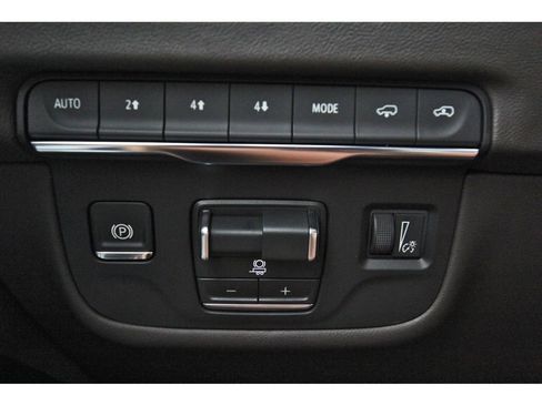 New 2026 Cadillac Escalade Luxury w/ Touring Package AWD/4WD image 15