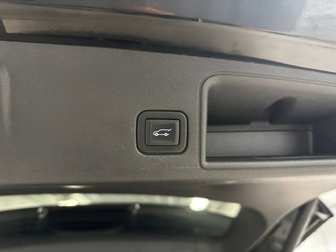 Certified 2020 GMC Terrain Denali w/ Denali Premium Package image 29