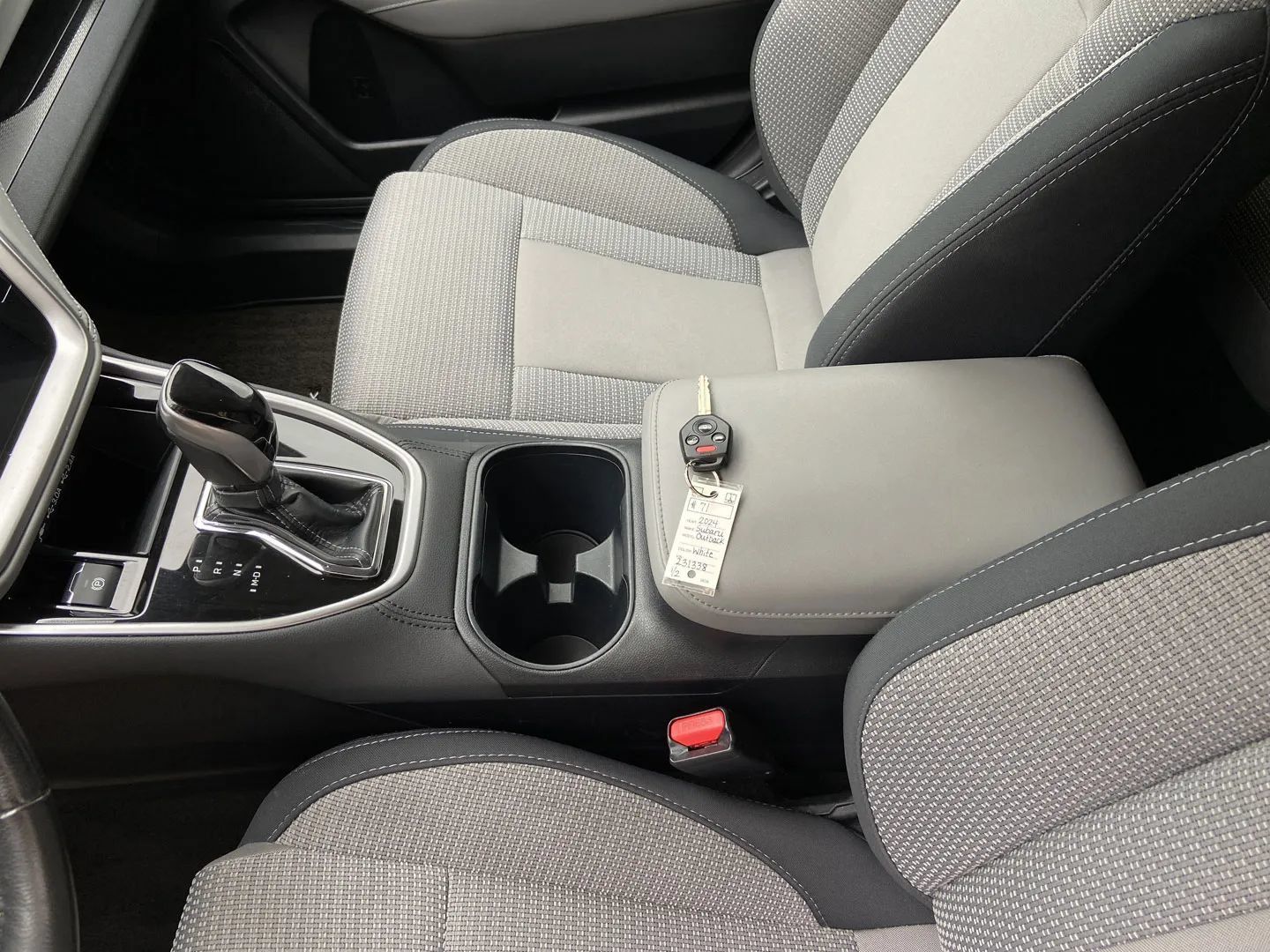 Used 2024 Subaru Outback Premium AWD/4WD image 21