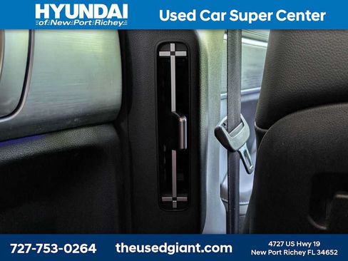 Certified 2024 Hyundai Santa Fe Limited AWD/4WD image 20