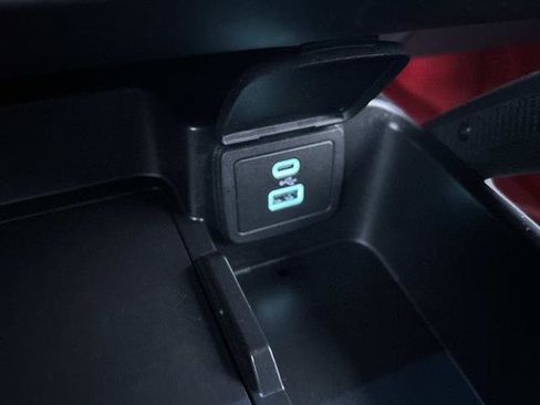 Used 2025 Ford Bronco Badlands image 33