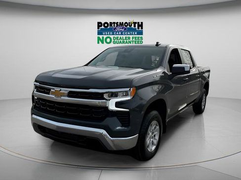 Used 2025 Chevrolet Silverado 1500 LT AWD/4WD image 11