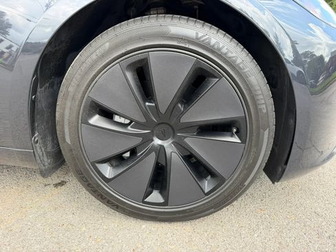 Used 2024 Tesla Model 3 Standard Range RWD image 12