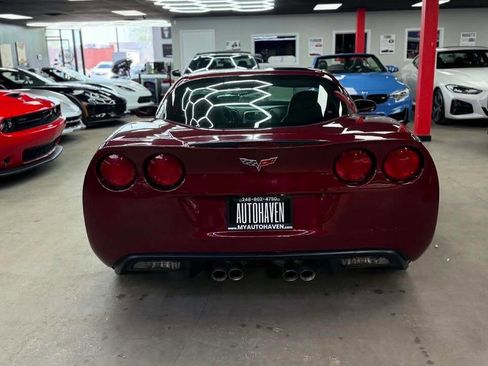Used 2006 Chevrolet Corvette Coupe w/ Preferred Equipment Group RWD image 6