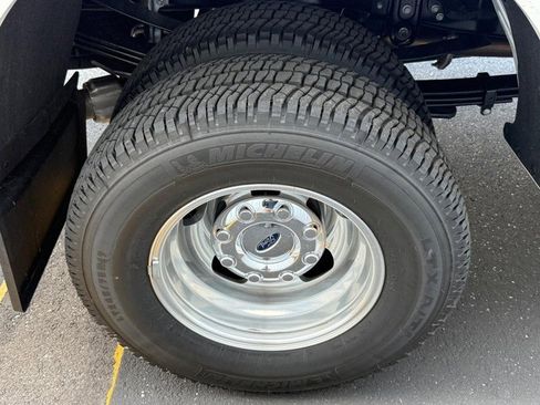 New 2026 Ford F350 Platinum image 5