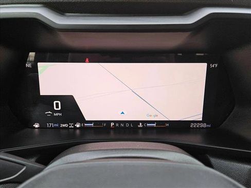 Used 2024 Chevrolet Colorado Trail Boss w/ Technology Package image 11