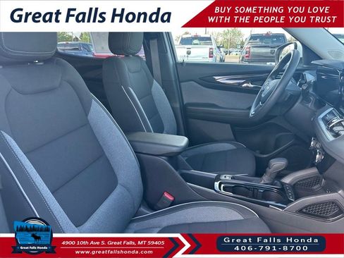 Used 2025 Chevrolet TrailBlazer LT AWD/4WD image 31