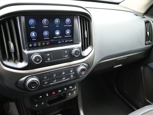 Used 2022 Chevrolet Colorado Z71 image 12