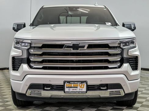 Used 2022 Chevrolet Silverado 1500 High Country w/ LPO, Dark Essentials Package AWD/4WD image 4