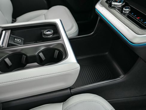 New 2026 Ford Expedition Max Platinum w/ Driver's Package image 35