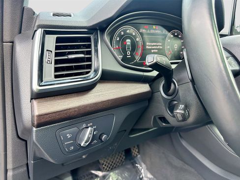 Used 2023 Audi Q5 2.0T Premium Plus w/ Premium Plus Package image 11