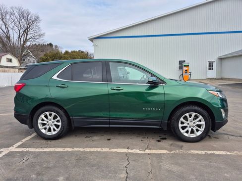 Used 2018 Chevrolet Equinox LT image 4