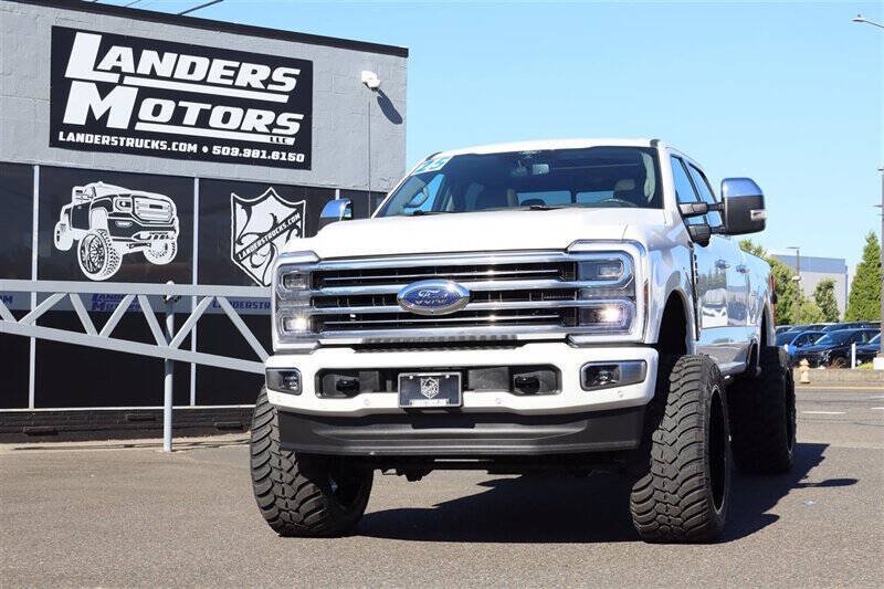Used 2025 Ford F350 Platinum w/ Platinum Plus Package AWD/4WD image 1