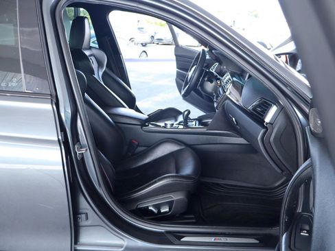 Used 2017 BMW M3 RWD image 37