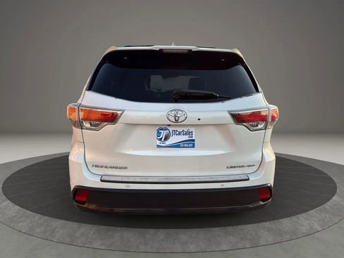 Used 2016 Toyota Highlander Limited Platinum image 6