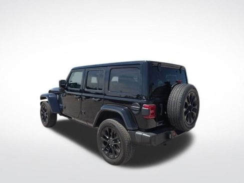 Used 2025 Jeep Wrangler Sahara w/ Safety Group image 5