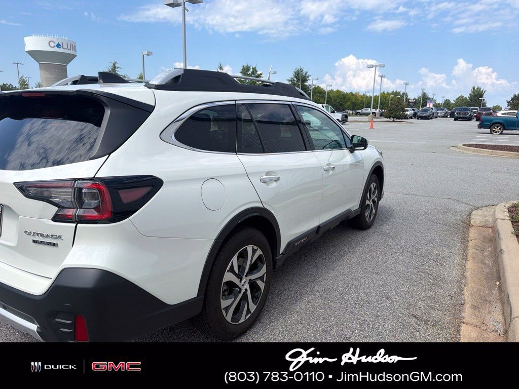 Used 2022 Subaru Outback Touring AWD/4WD image 4