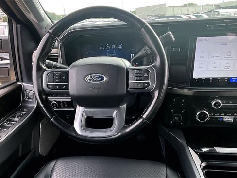 Used 2024 Ford F250 Lariat w/ Sport Appearance Package AWD/4WD image 6