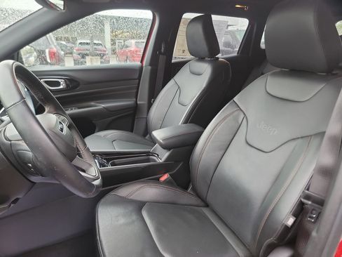 Used 2022 Jeep Compass Limited w/ (RED) Package image 13