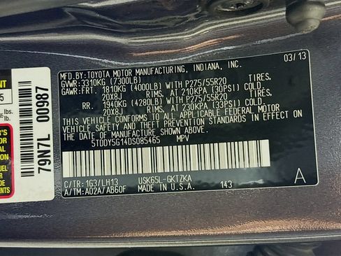 Used 2013 Toyota Sequoia Platinum AWD/4WD image 35