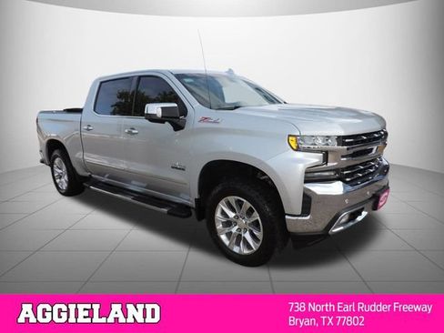 Used 2019 Chevrolet Silverado 1500 LTZ w/ LTZ Texas Edition AWD/4WD image 3