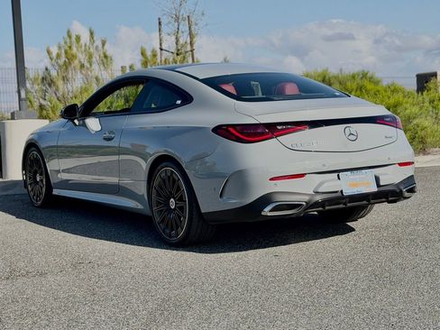 Used 2024 Mercedes-Benz CLE 300 4MATIC Coupe image 10