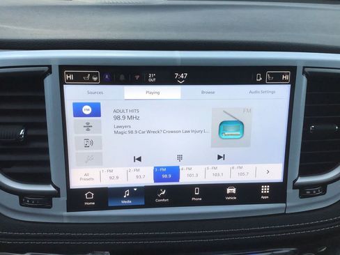 New 2026 Chrysler Pacifica Select image 14