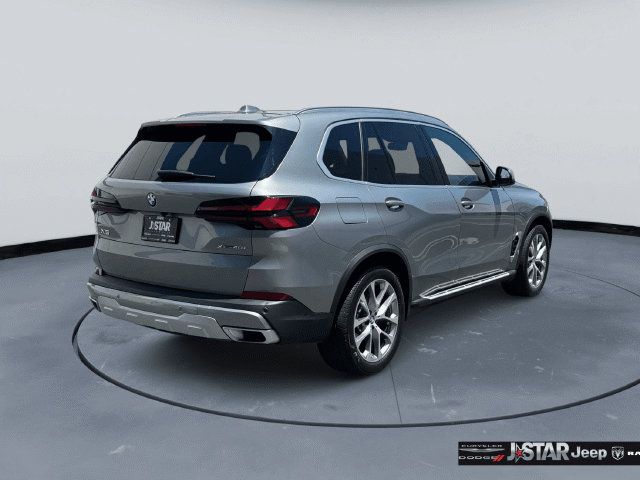 Used 2025 BMW X5 xDrive40i w/ Climate Comfort Package AWD/4WD image 5