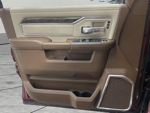 Used 2020 RAM 3500 Laramie AWD/4WD image 9