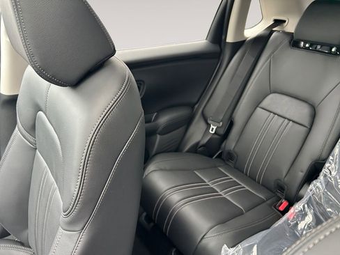 New 2026 Honda HR-V EX-L image 13
