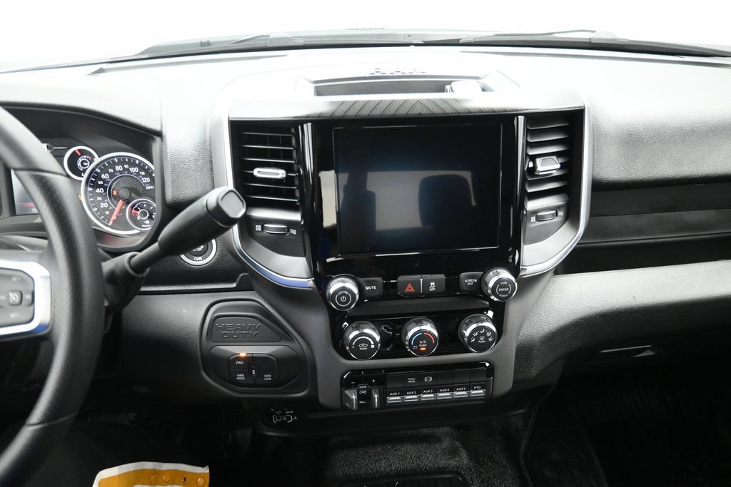 New 2026 RAM 3500 Big Horn AWD/4WD image 20