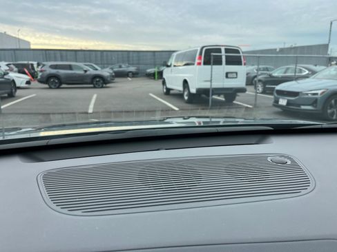 Used 2025 Hyundai Kona SEL image 18