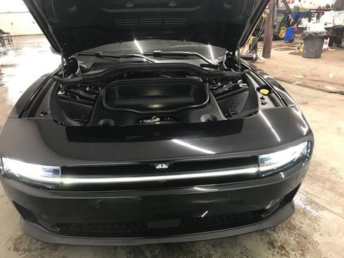 Used 2024 Dodge Charger R/T w/ Plus Group image 33