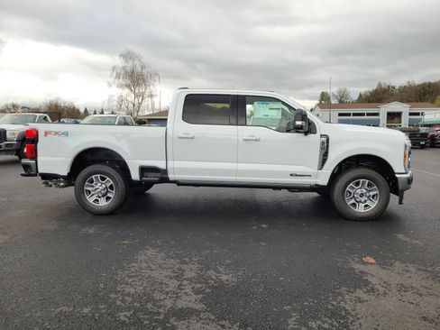 New 2026 Ford F350 Lariat image 4