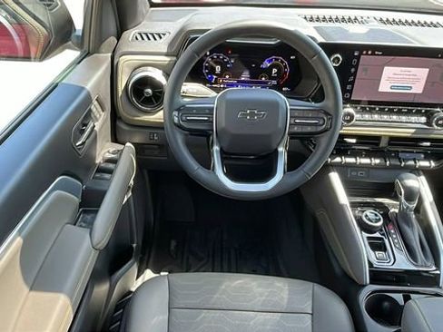 Used 2025 Chevrolet Colorado ZR2 w/ ZR2 Bison Edition image 17